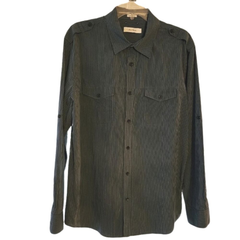 Calvin Klein Men's Large Gray and black Striped Button-up Long Sleeve Shirt‎